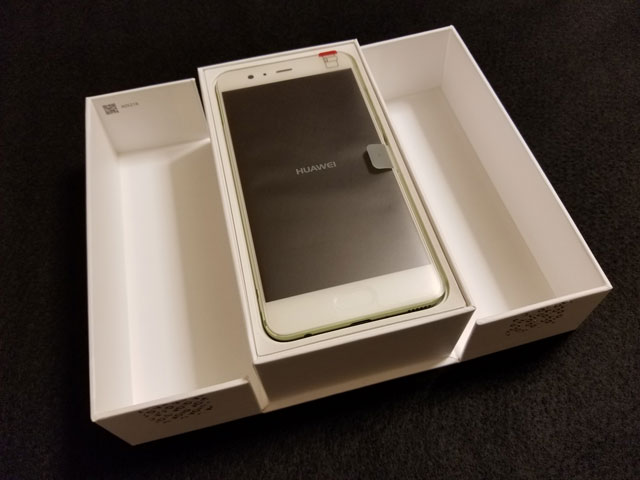 Huawei P10 Plus パッケージ