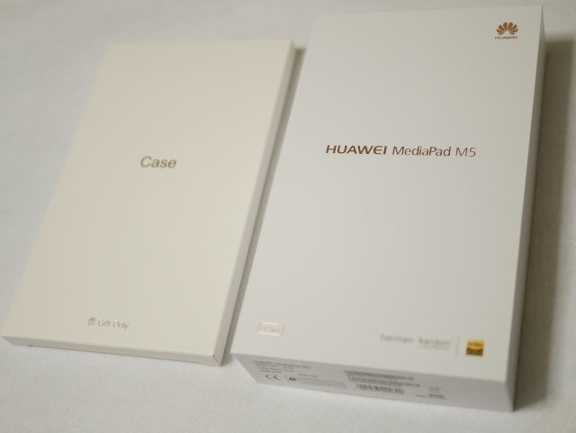 Huawei MediaPad M5 パッケージ