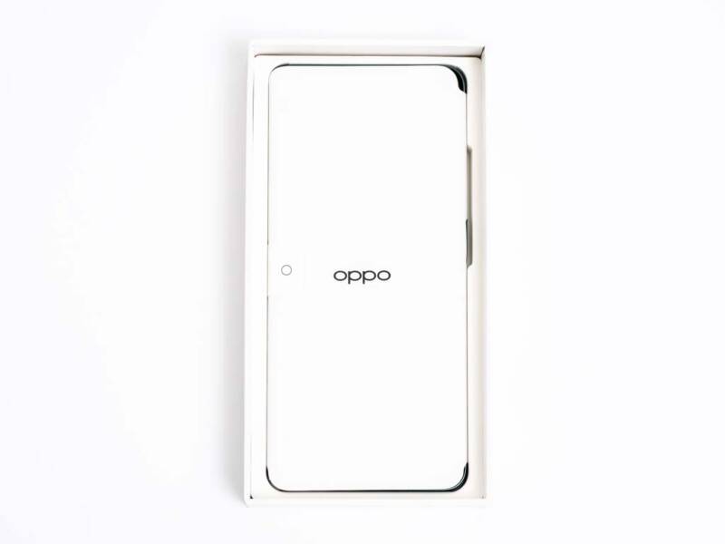 OPPO A5 5G パッケージ