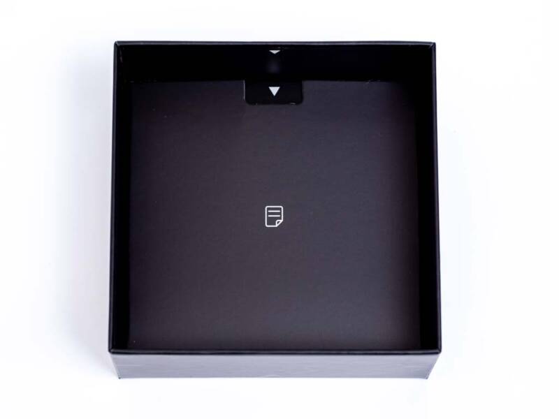 OPPO Enco Clip2 Open Earbuds パッケージ